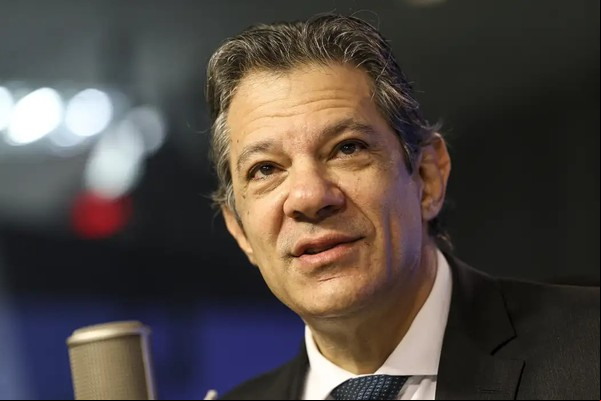 Governo brasileiro espera ser poupado de tarifaço de Trump