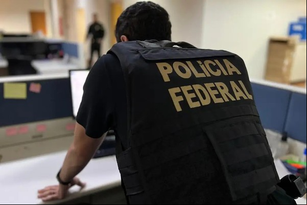 PF faz operação contra desvios de dinheiro público destinado à saúde