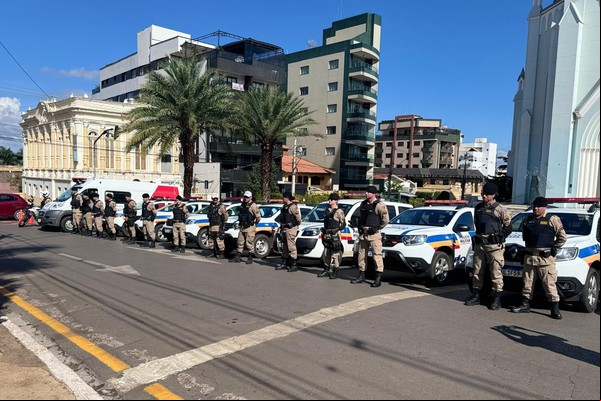 PM lança campanha de 21 dias de ativismo pelo fim da violência contra a mulher em Patos de Minas
