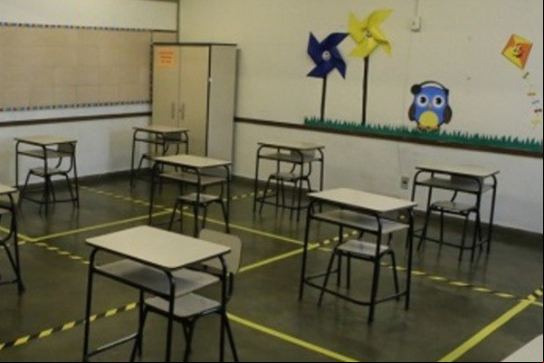 Secretaria de Educação anuncia volta às atividades presenciais nas escolas da rede estadual