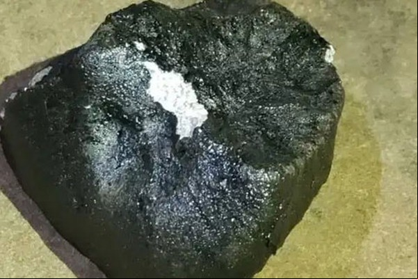 Meteorito visto na região de Patos de Minas é encontrado; ele foi formado há 1 bilhão de anos