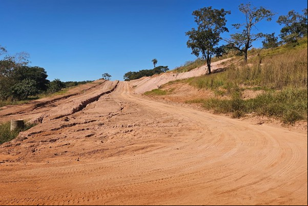 Avenida gigante que vai ligar o campus da UFU ao perímetro urbano já está sendo construída