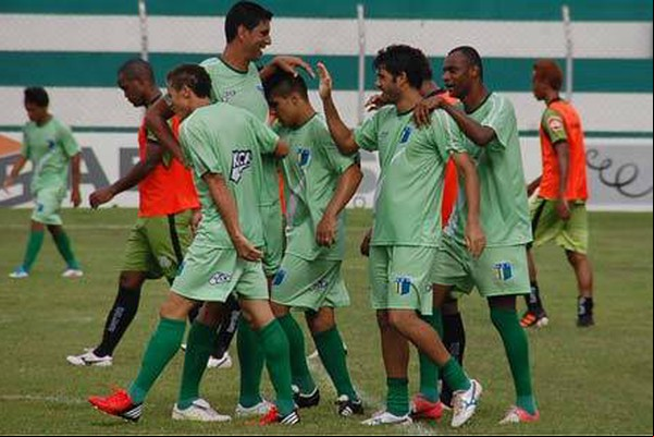 Nacional vence Uberlândia por 2 a 0 em amistoso no Bernardo Rubinger de Queiroz