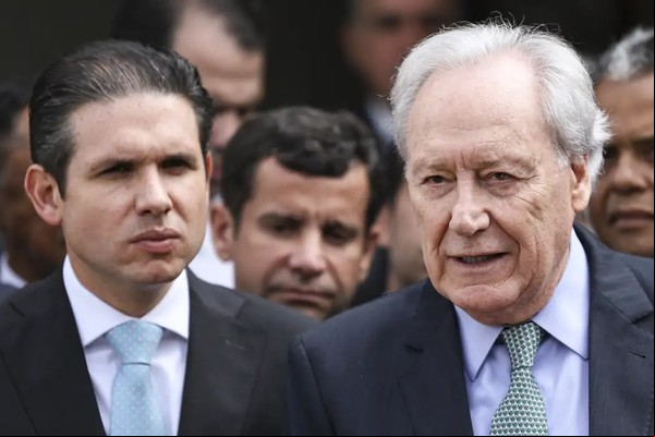 Governo entrega PEC da Segurança Pública ao presidente da Câmara