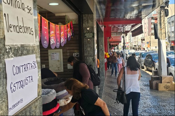 Está à procura de emprego? Sobram vagas em Patos de Minas para os mais diversos cargos