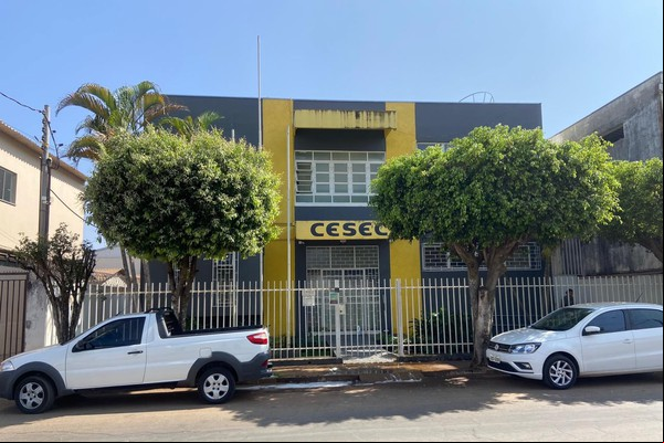 Atenção jovens e adultos que querem concluir os estudos! CESEC está com matrículas abertas