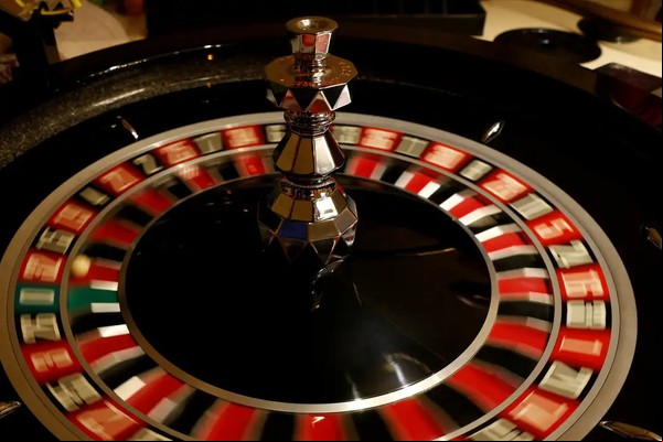 CCJ do Senado aprova projeto de lei que libera cassino e bingo no país