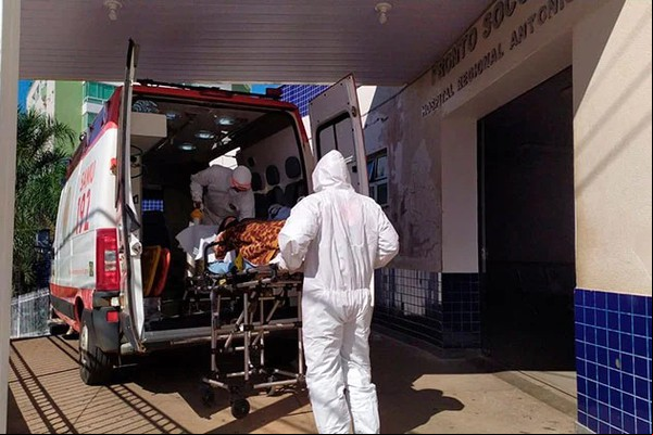 Sem médicos, Hospital Regional pode interromper atendimento para pacientes de Covid-19