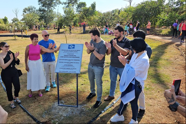Em manhã de festa, Parque da Mata do Catingueiro é inaugurado e entregue aos patenses