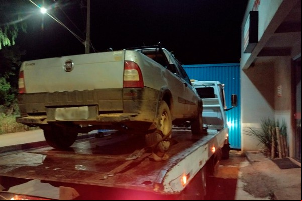 Jovem é preso após matar idoso a facadas e fugir no veículo da vítima, em Carmo do Paranaíba