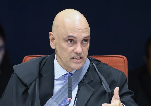 Moraes mantém transmissão de interrogatórios de réus da trama golpista