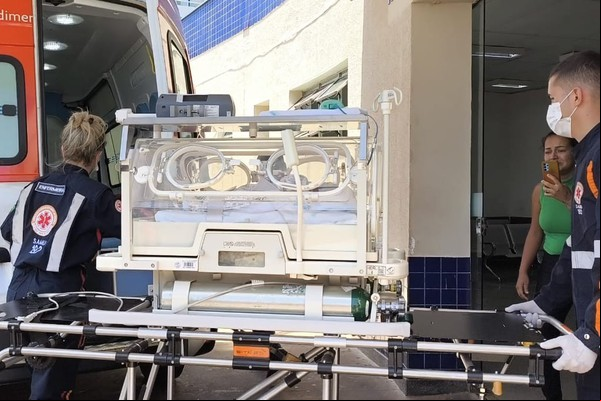 Pais acusam Hospital Regional de erro médico após recém-nascida sofrer infecção no parto