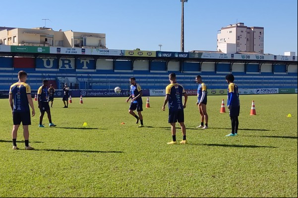 Consistente e convincente, URT chega a oito jogos invicta e segue voando rumo a elite do Mineiro