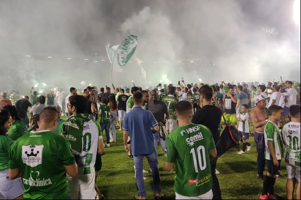 Mamoré empata no último minuto, leva para os pênaltis e faz a festa dos torcedores com vitória épica
