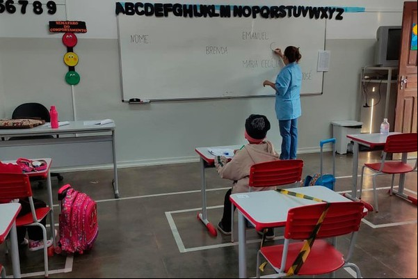 Matrículas na rede municipal de ensino de Patos de Minas já estão abertas