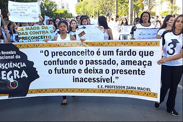 Comemoração do Dia da Consciência Negra é antecipado com eata pelas ruas da cidade