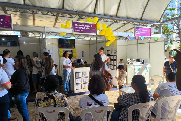 Feira de Educação Empreendedora e Cooperativismo movimenta centenas de estudantes e professores de Patos de Minas