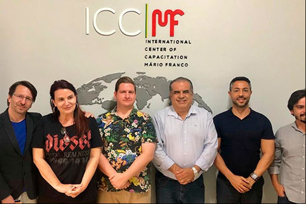 Unipam oficializa visita de embaixadores de diversos países e vai internacionalizar o ensino