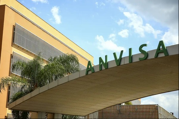 Anvisa proíbe suplementos alimentares com ora-pro-nóbis