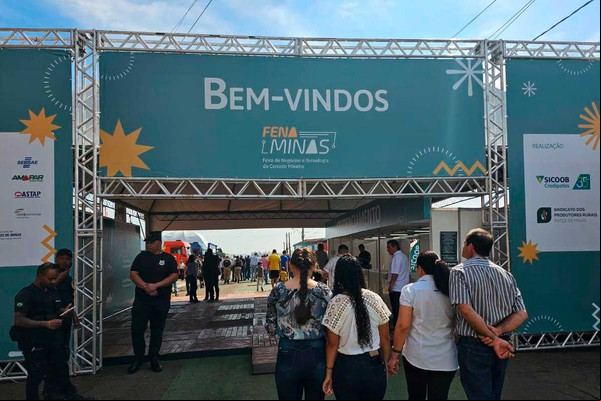 Milkshow e Fenaminas devem movimentar mais de R$ 1 bilhão em negócios no mês de julho