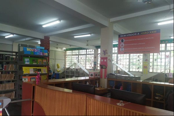 Prefeitura faz campanha para leitores devolverem livros da Biblioteca Municipal