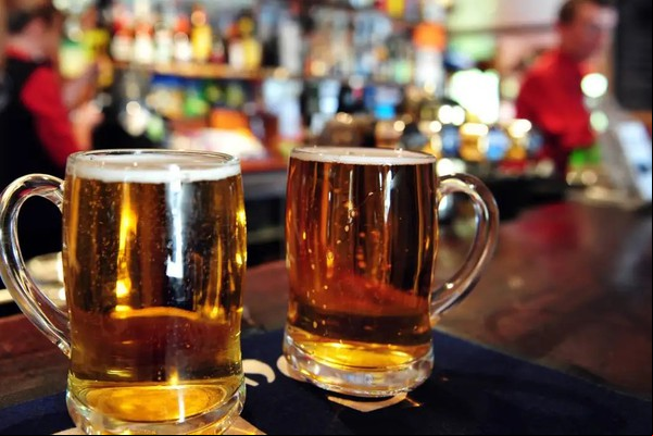 Álcool causa 2,6 milhões de mortes todos os anos no mundo, alerta OMS