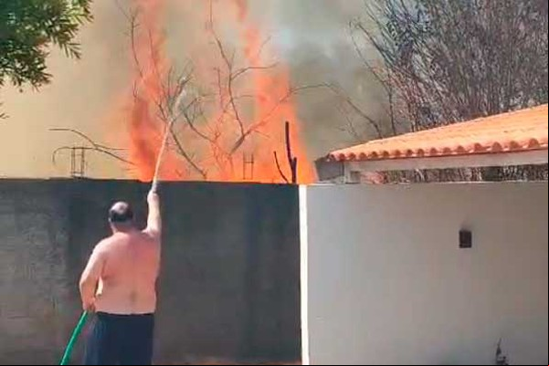 Assustador: incêndio ameaça condomínio com centenas de famílias em Patos de Minas