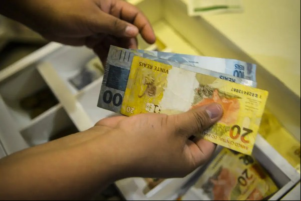 Governo Federal propõe salário mínimo de R$ 1.630 em 2026