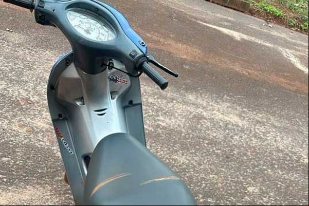 Dupla é afugentada ao tentar roubar moto de senhor nos 30 Paus e acaba na delegacia