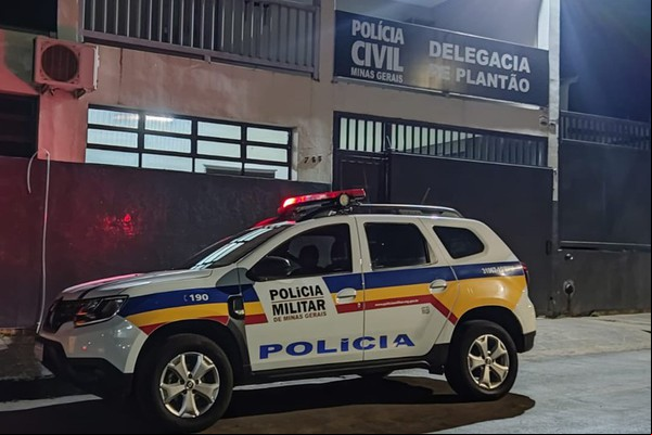 Padrasto é preso por importunação sexual após tentar dançar forró com a enteada menor de idade na Fenapraça