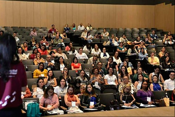 Aluna de enfermagem da FPM representa Patos de Minas em evento na cidade de Barretos